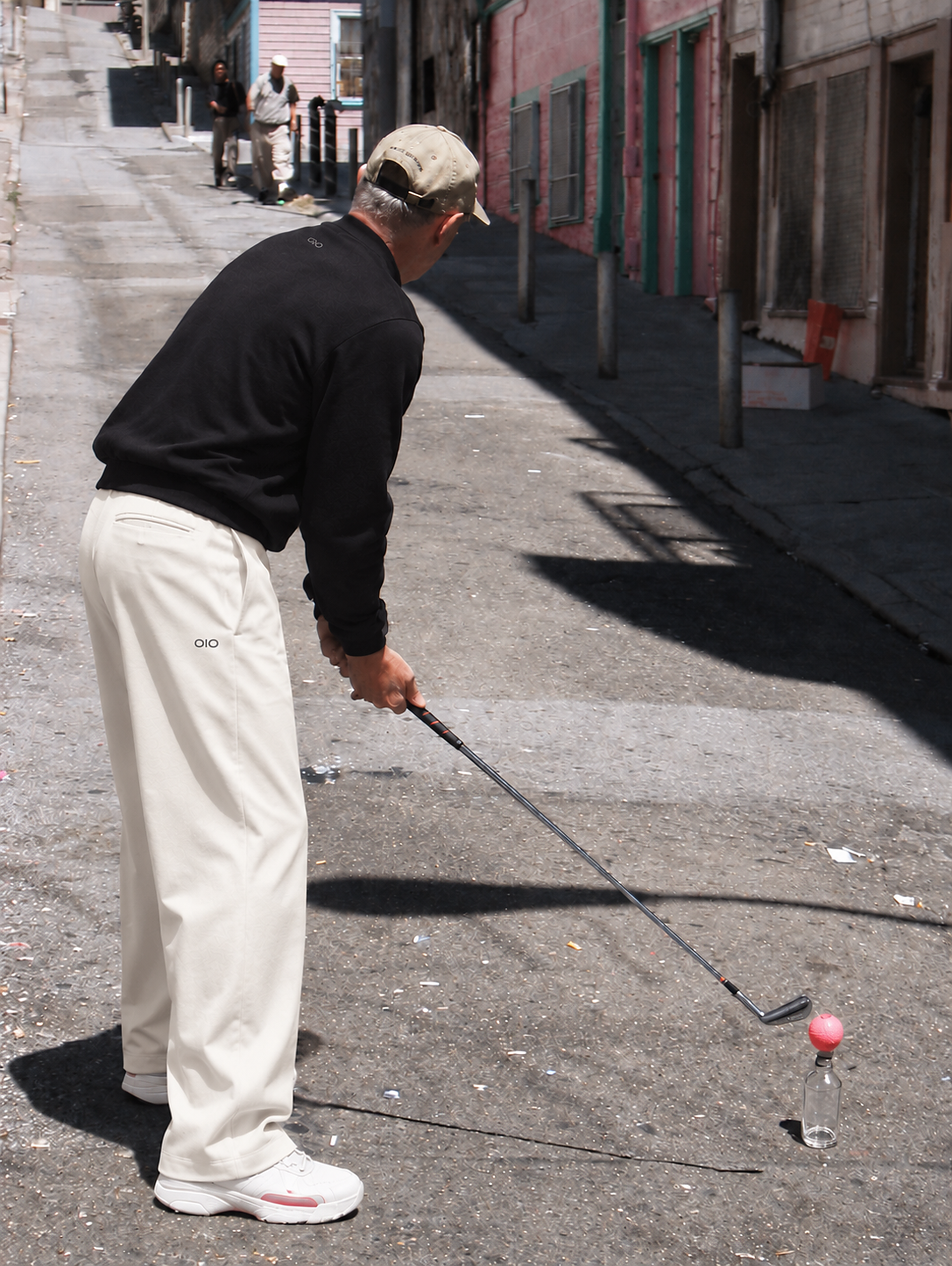 OIO golf set in action — street golf